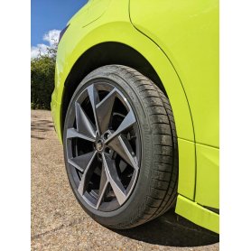 Genuine Skoda Enyaq VRS Wheel Aero Trim Removal, Centre & Wheel Bolt Cap Kit